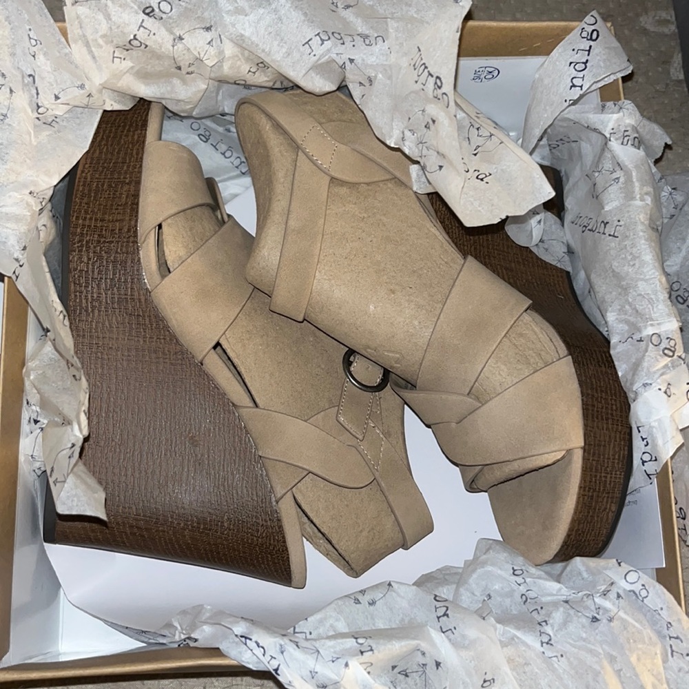 Wedge shoes.